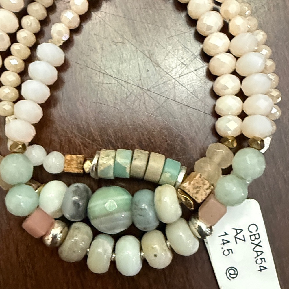 Anthropologie Beaded Stretch Stackable Bracelets Set!!🔥🔥🔥 - Picture 8 of 16